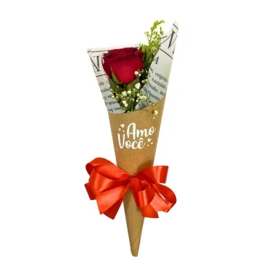 Cone Romântico com Rosa